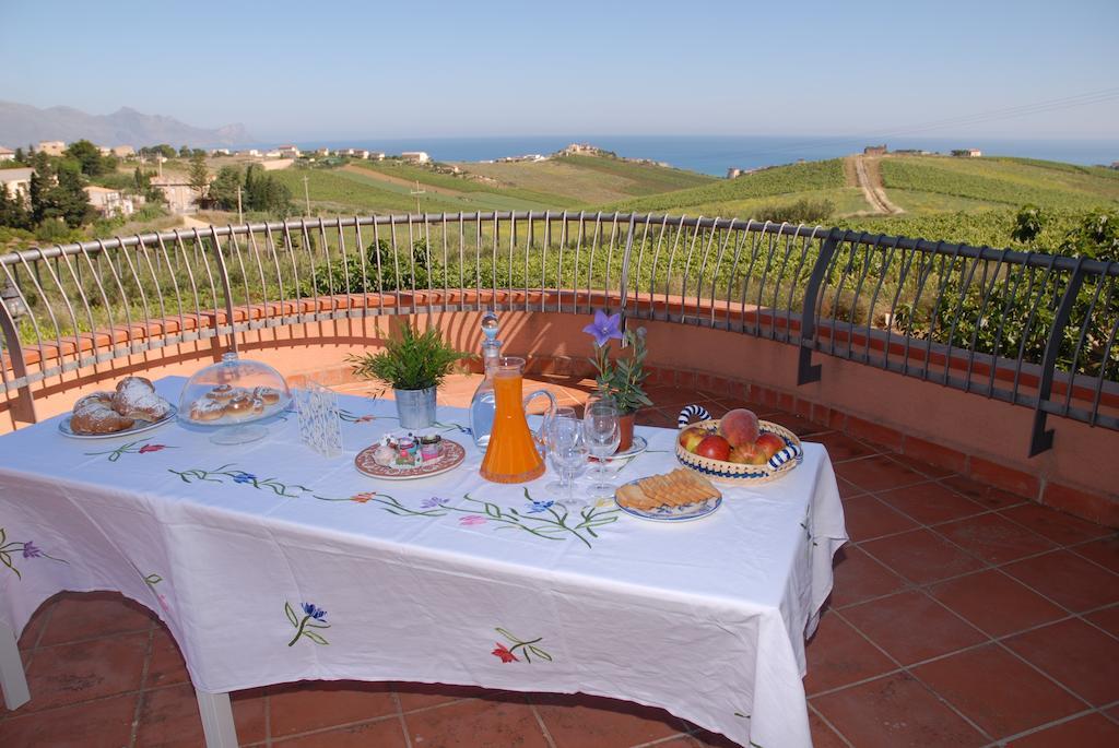 Il Giardino Monticciolo Hotel Castellammare del Golfo Luaran gambar